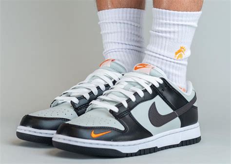 nike dunk low orange mini swoosh|Nike Dunk Low.